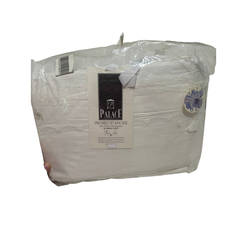 Palace king sheet set white 220 thread count 100 cotton and perfect nwt